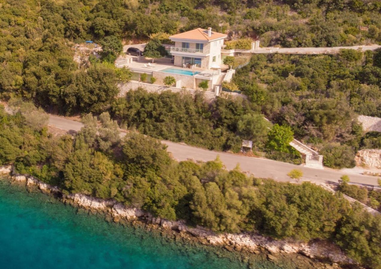 Meganisi Blue Apartment Spartokhórion Екстериор снимка