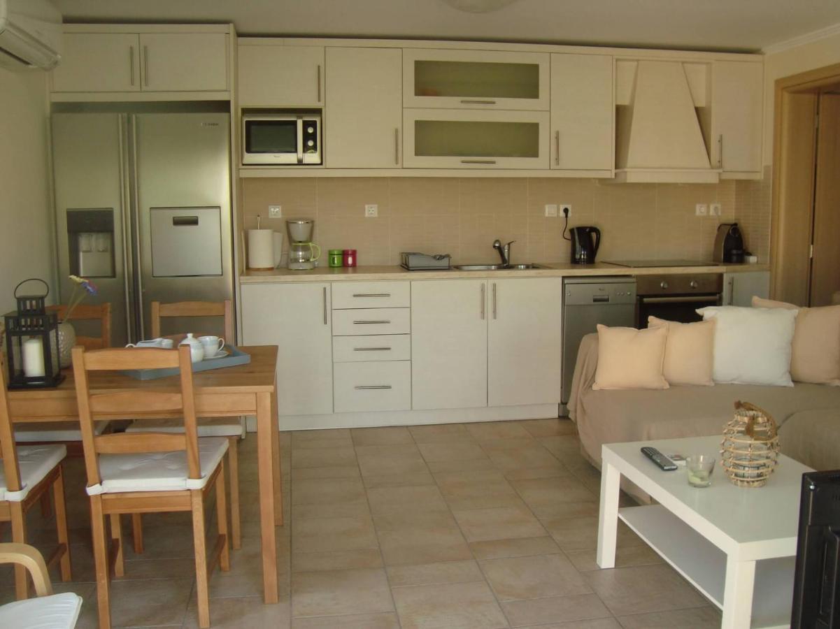 Meganisi Blue Apartment Spartokhórion Екстериор снимка